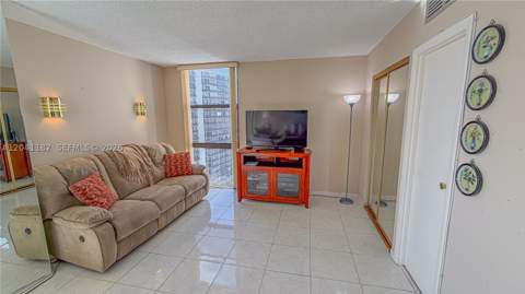 20335 W Country Club Dr 2102, Aventura FL - photo 14 of 44