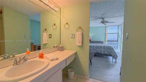 20335 W Country Club Dr 2102, Aventura FL - photo 7 of 44