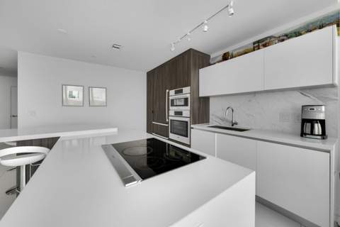851 NE 1st Avenue 2410, Miami FL - photo 15 of 27