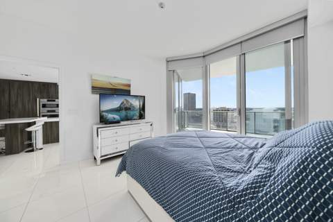 851 NE 1st Avenue 2410, Miami FL - photo 19 of 27
