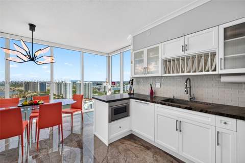 3370 Hidden Bay Dr #Uph3715, Aventura FL - photo 19 of 83