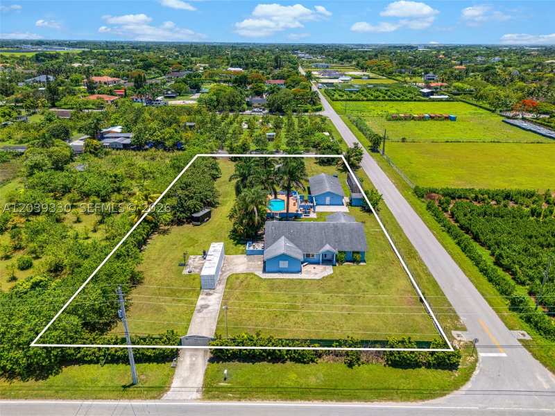 3 bedroom SingleFamilyResidence at 20950 SW 232nd St, The Redland, Miami — photo 1