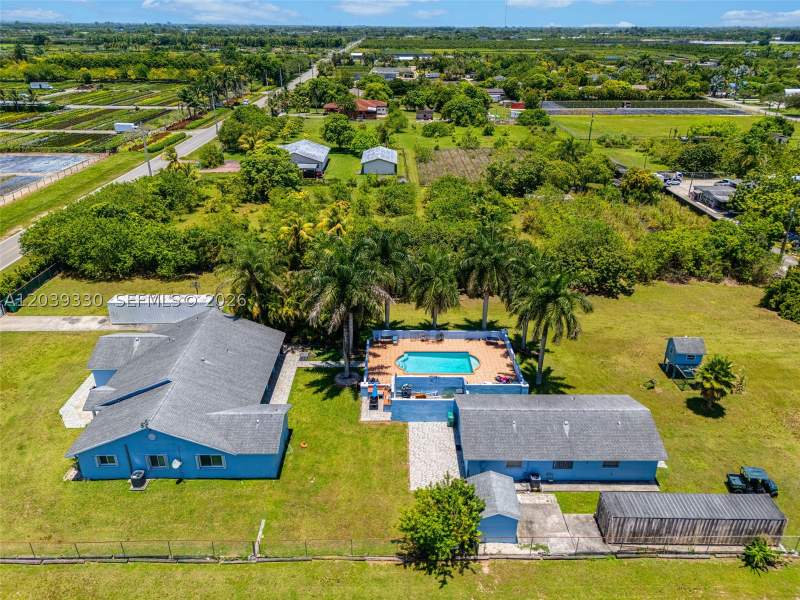 3 bedroom SingleFamilyResidence at 20950 SW 232nd St, The Redland, Miami — photo 2