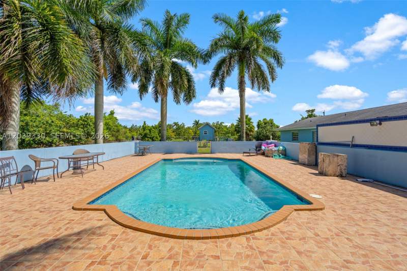 3 bedroom SingleFamilyResidence at 20950 SW 232nd St, The Redland, Miami — photo 4
