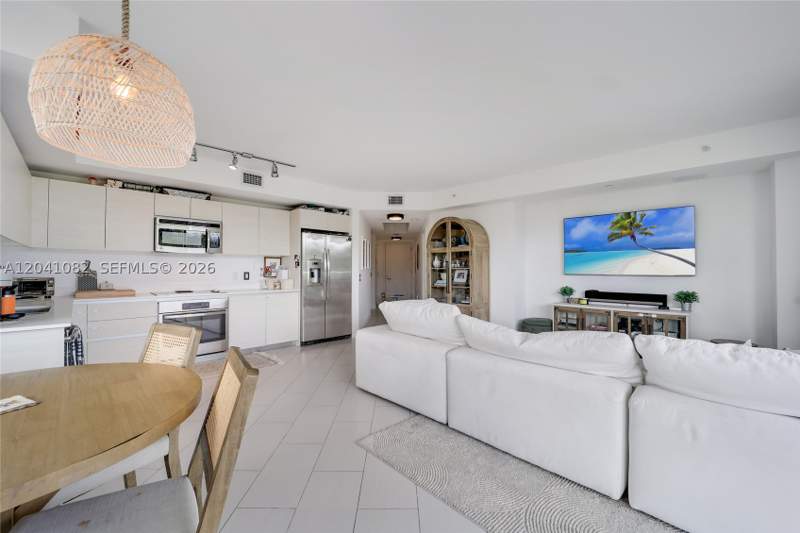 2 bedroom Condominium at 4250 Biscayne Blvd 301, Baltus House, Miami — photo 5
