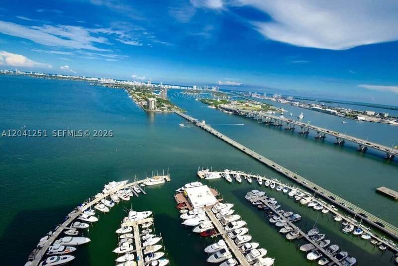 3 bedroom Condominium at 1717 N Bayshore Dr D-3931, The Grand Fka Venetia, Miami — photo 2