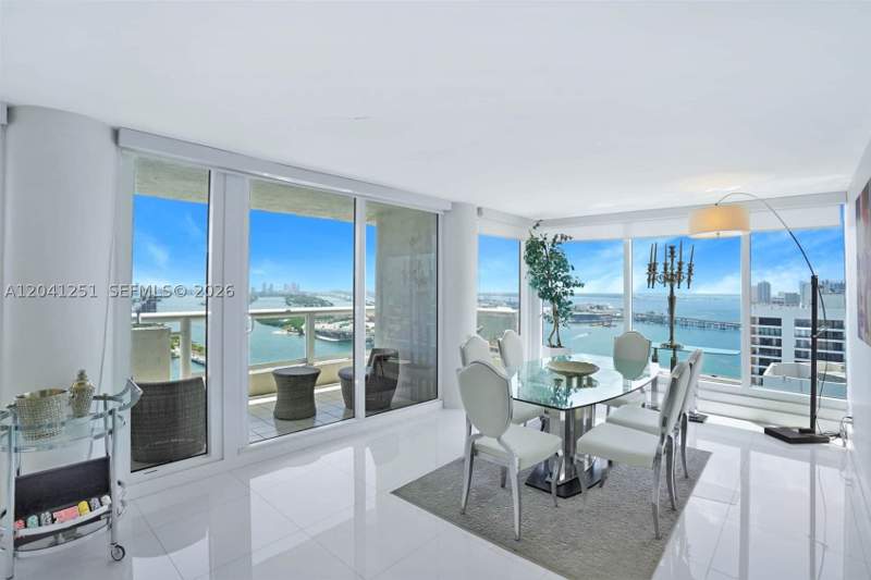 3 bedroom Condominium at 1717 N Bayshore Dr D-3931, The Grand Fka Venetia, Miami — photo 3