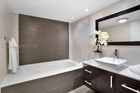 1717 N Bayshore Dr D-3931, Miami FL - photo 8 of 22