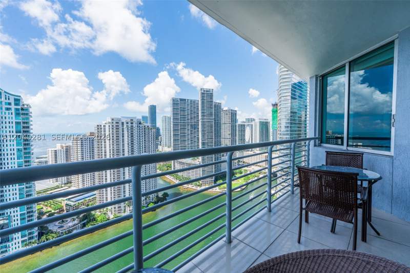 2 bedroom Condominium at 325 S Biscayne Blvd 3821, One Miami West, Miami — photo 3