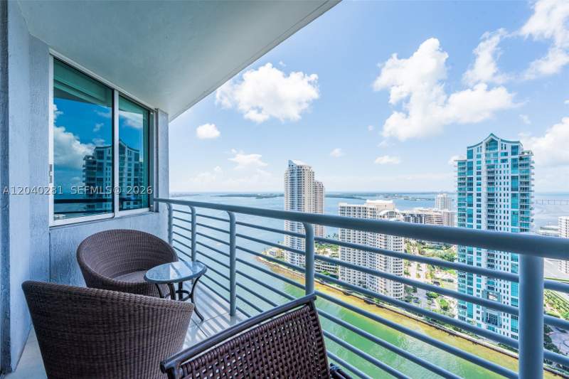 2 bedroom Condominium at 325 S Biscayne Blvd 3821, One Miami West, Miami — photo 4