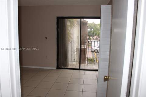 5446 W 26th Ave C-20, Hialeah FL - photo 19 of 19
