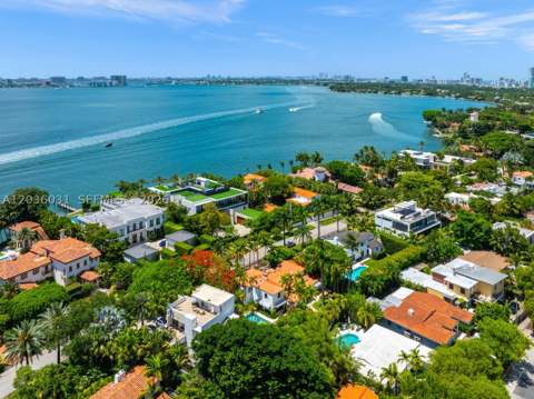 4727 N Bay Rd, Miami Beach FL - photo 7 of 64