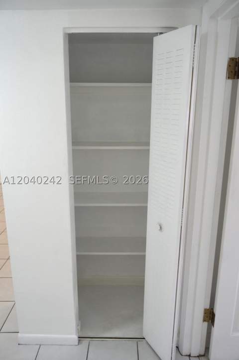 1910 W 56th St 3312, Hialeah FL - photo 19 of 29
