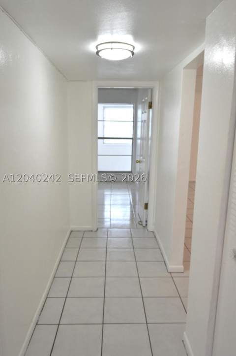 1910 W 56th St 3312, Hialeah FL - photo 23 of 29