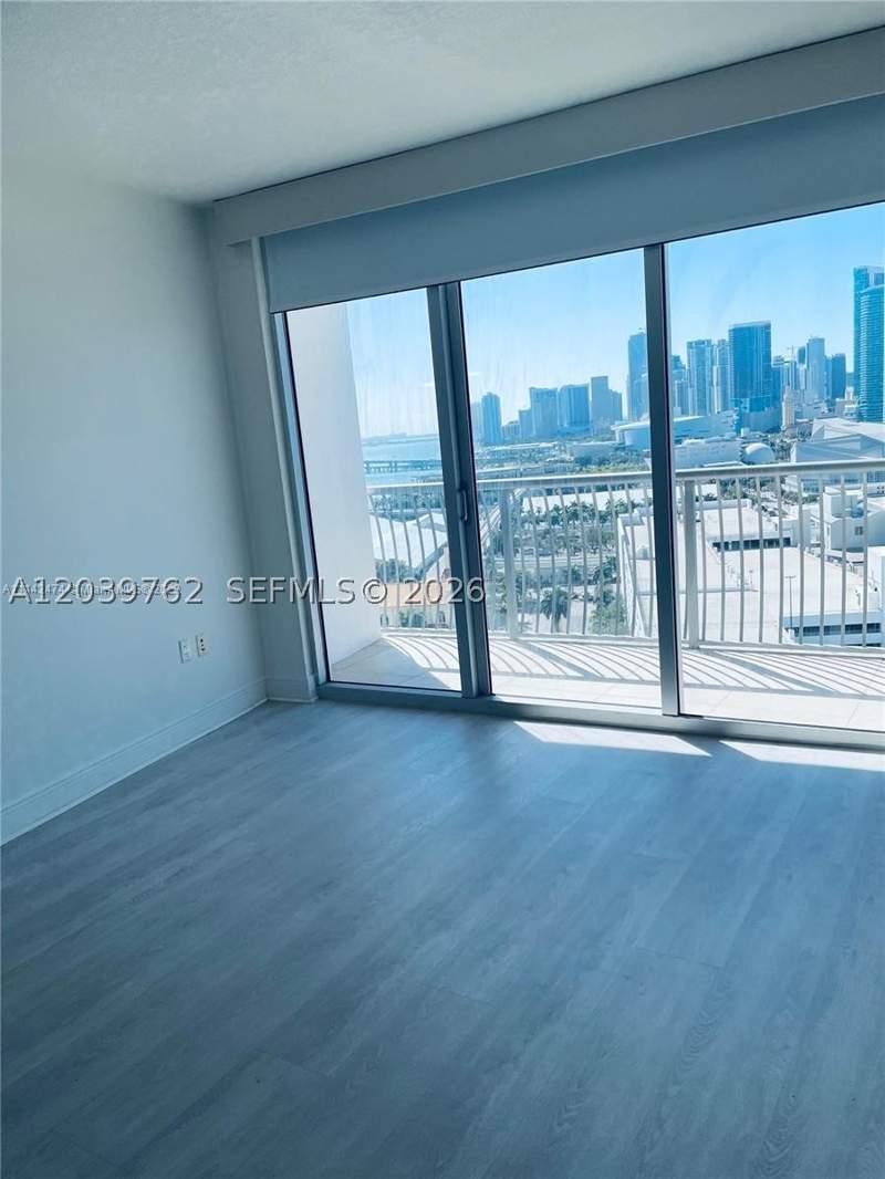 1 bedroom Condominium at 1750 N Bayshore Dr 2112, Opera Tower Condo, Miami — photo 5