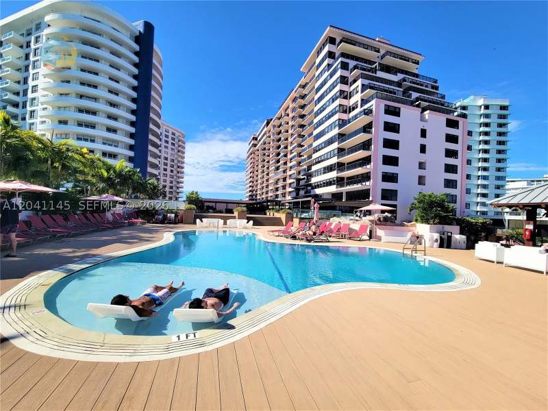 2 bedroom Condominium at 5225 Collins Ave 914, The Alexander Condo, Miami Beach — photo 3
