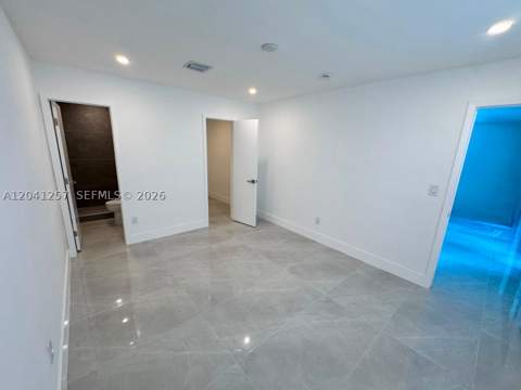 19700 NE 11th Pl, Miami FL - photo 10 of 44