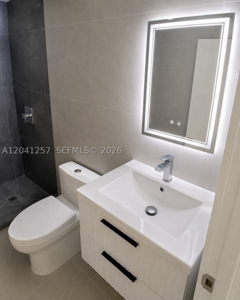 19700 NE 11th Pl, Miami FL - photo 14 of 44