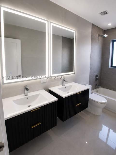 19700 NE 11th Pl, Miami FL - photo 8 of 44