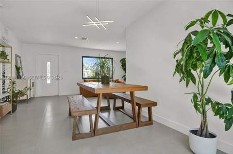 211 Washington Dr, Coral Gables FL - photo 10 of 31