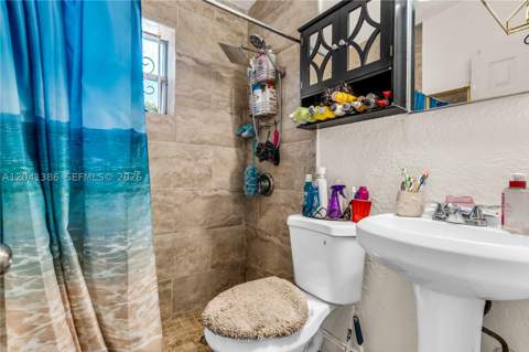 2910 NW 47th St, Miami FL - photo 22 of 24