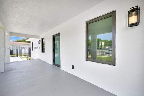 6039 SW 63rd Ter, South Miami FL - photo 8 of 38
