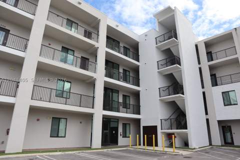 8201 NW 41st St D-402, Doral FL - photo 20 of 34