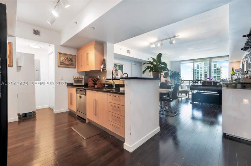 2 bedroom Condominium at 325 S Biscayne Blvd 3921, One Miami West Condo, Miami — photo 2
