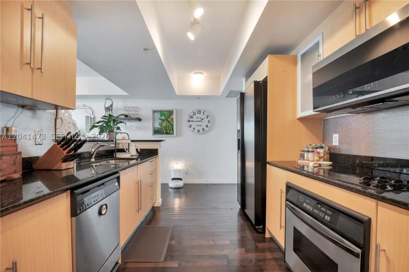 2 bedroom Condominium at 325 S Biscayne Blvd 3921, One Miami West Condo, Miami — photo 4