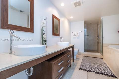 475 Brickell Ave 4715, Miami FL - photo 18 of 29