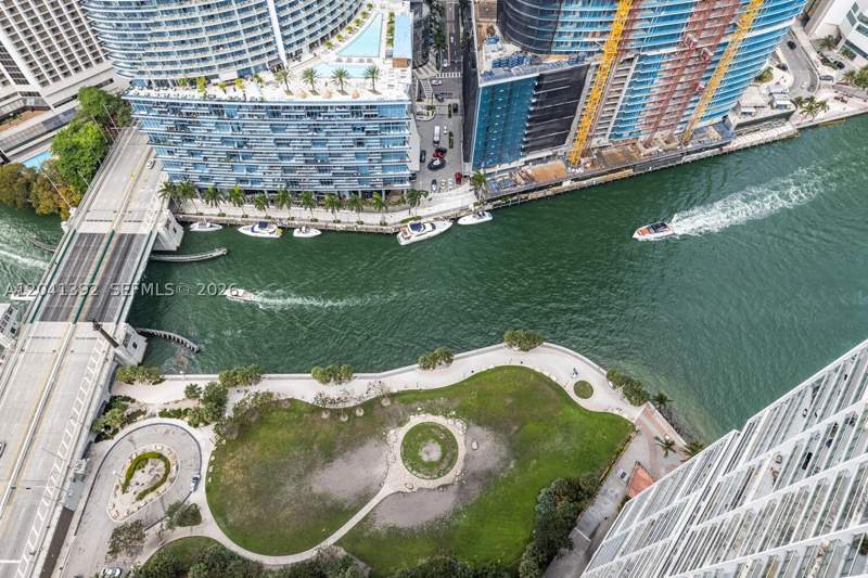 2 bedroom Condominium at 475 Brickell Ave 4715, Iconbrickell Condo No 1, Miami — photo 3