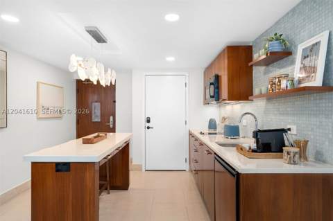 6801 Collins Ave Door 606, Miami Beach FL - photo 15 of 50