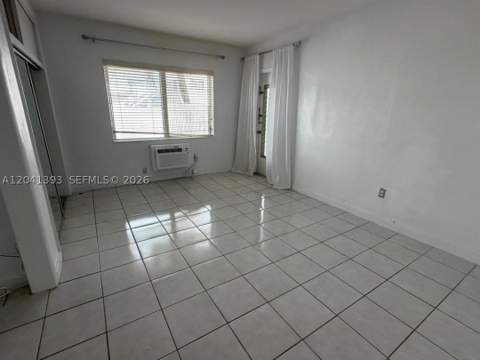 641 Espanola Way 3, Miami Beach FL - photo 12 of 18