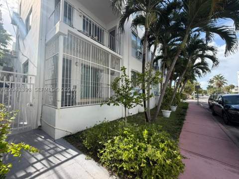 641 Espanola Way 3, Miami Beach FL - photo 18 of 18