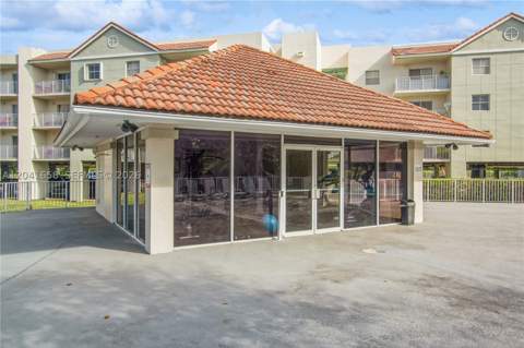 8200 SW 210th St 111, Cutler Bay FL - photo 23 of 28