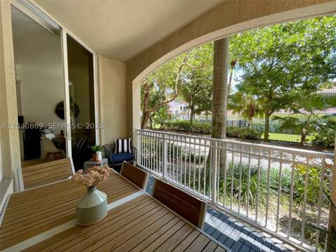 3001 NE 185th St 123, Aventura FL - photo 8 of 29