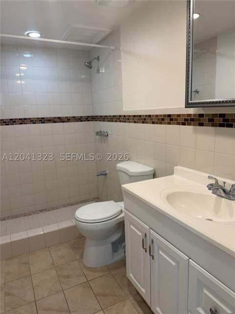 10090 NW 80th Ct 1241, Hialeah Gardens FL - photo 14 of 15