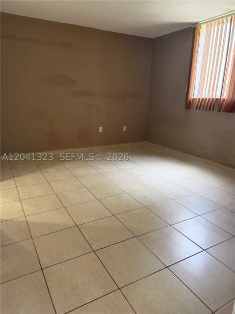 10090 NW 80th Ct 1241, Hialeah Gardens FL - photo 9 of 15