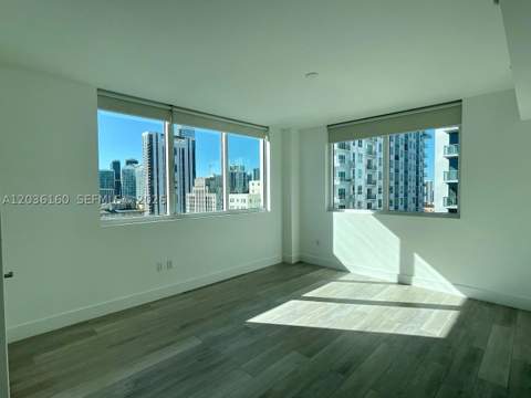 253 NE 2nd St 2108, Miami FL - photo 8 of 19