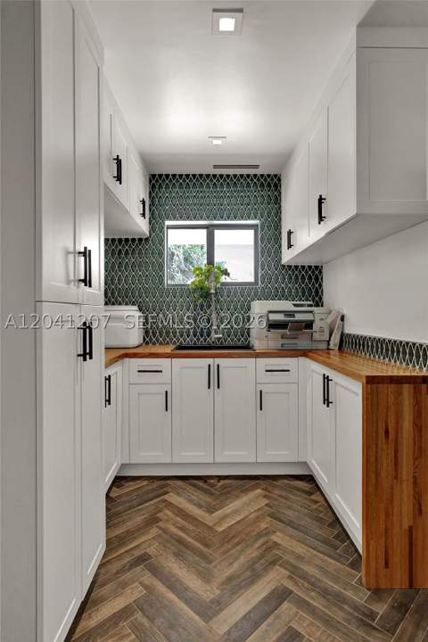 16416 NE 32nd Ave, North Miami Beach FL - photo 14 of 69