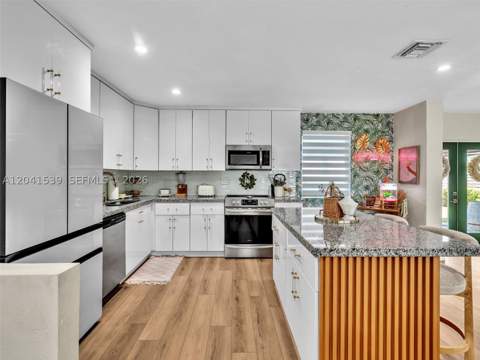 20210 SW 106th Ct, Cutler Bay FL - photo 12 of 50