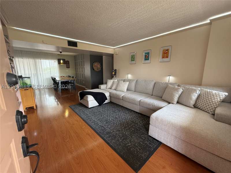 3 bedroom Condominium at 17000 NW 67th Ave 402, Country Lane Condo #1, Hialeah — photo 1