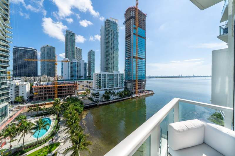 2 bedroom Condominium at 601 NE 27th St 1001, The Crimson Condo, Miami — photo 2