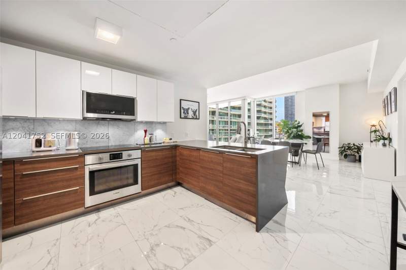 2 bedroom Condominium at 601 NE 27th St 1001, The Crimson Condo, Miami — photo 3