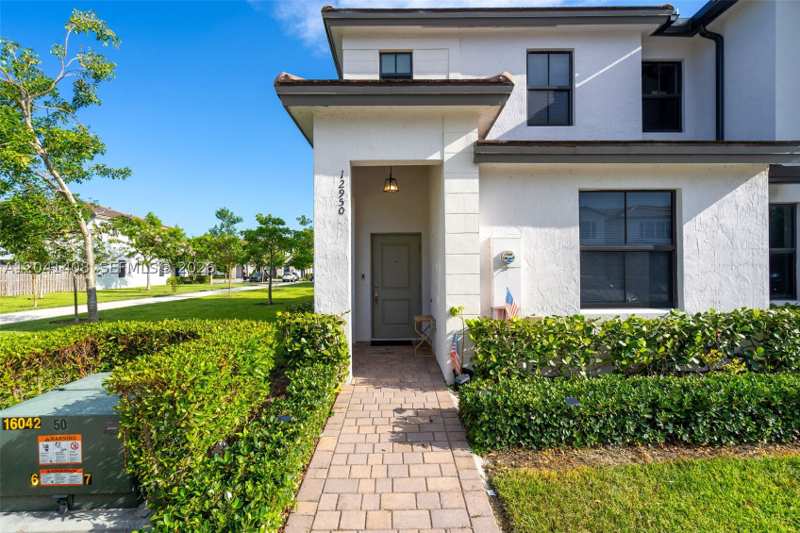 3 bedroom Townhouse at 12950 SW 232nd Ln, Siena Reserve South, Homestead — photo 1