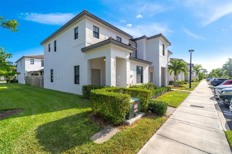 3 bedroom Townhouse at 12950 SW 232nd Ln, Siena Reserve South, Homestead — photo 5