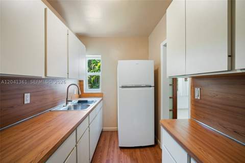 2750 NW 4th St, Miami FL - photo 10 of 39