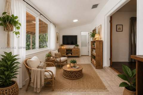 2750 NW 4th St, Miami FL - photo 13 of 39