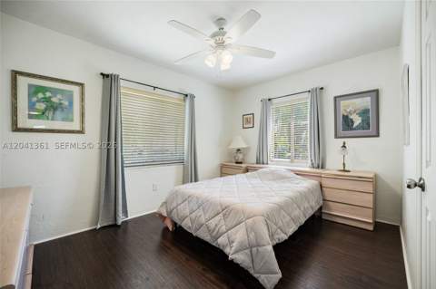 2750 NW 4th St, Miami FL - photo 16 of 39