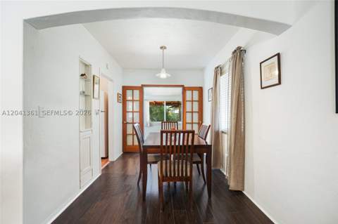 2750 NW 4th St, Miami FL - photo 7 of 39